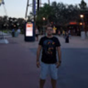 Meet your Posher, Javier